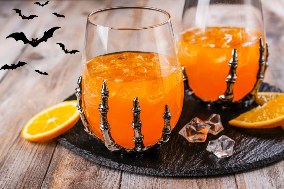 Top 10 Spooktacular Drinks for Your Halloween Party