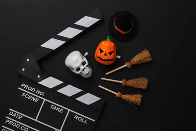Top 10 Halloween Movies from the 90s to Get You in the Spirit