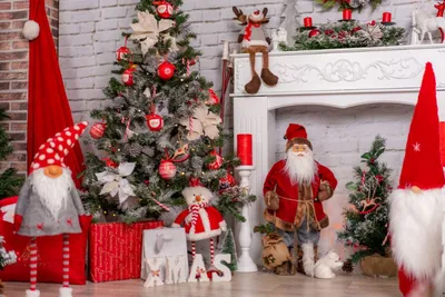 Top Christmas Dress Trends For Christmas 2024