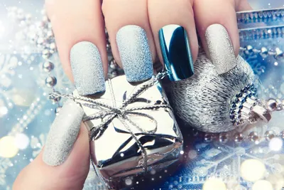 Top 10 Christmas Nail Trends for 2024 Festive Manicure Inspiration