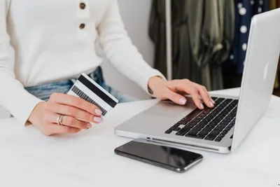 How to Find Working Coupon Codes for Any Store in 2026